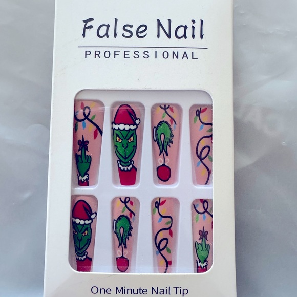 2 Sets PRESS ON GRINCH NAILS - Picture 2 of 3